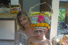 Jelila-with-daughter-Cahya---grumpy